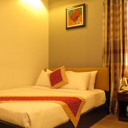 Sunflowers Hotel Airport Ho Chi Minh City Bagian luar foto