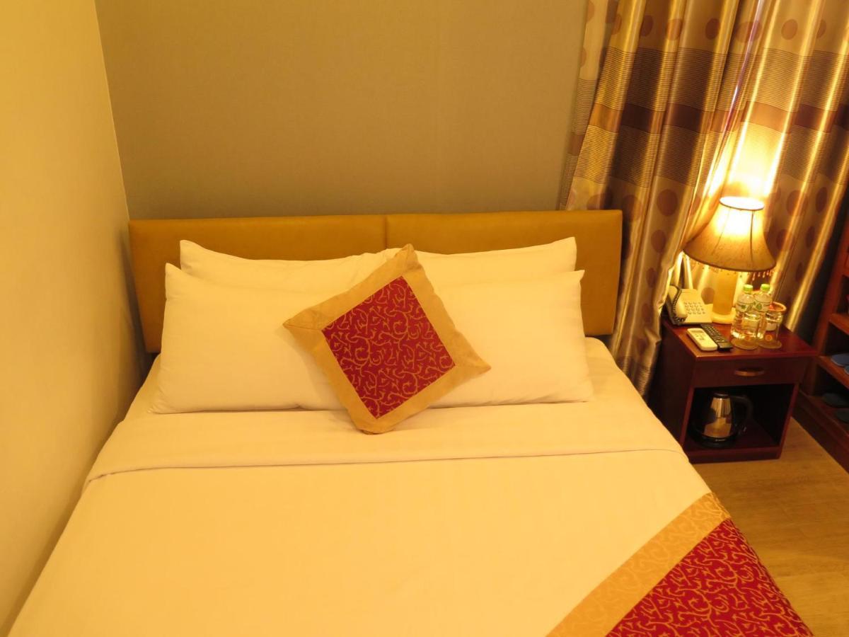 Sunflowers Hotel Airport Ho Chi Minh City Bagian luar foto