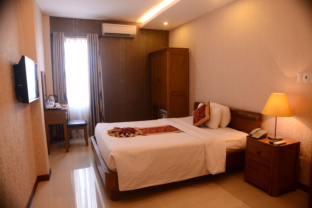 Sunflowers Hotel Airport Ho Chi Minh City Bagian luar foto