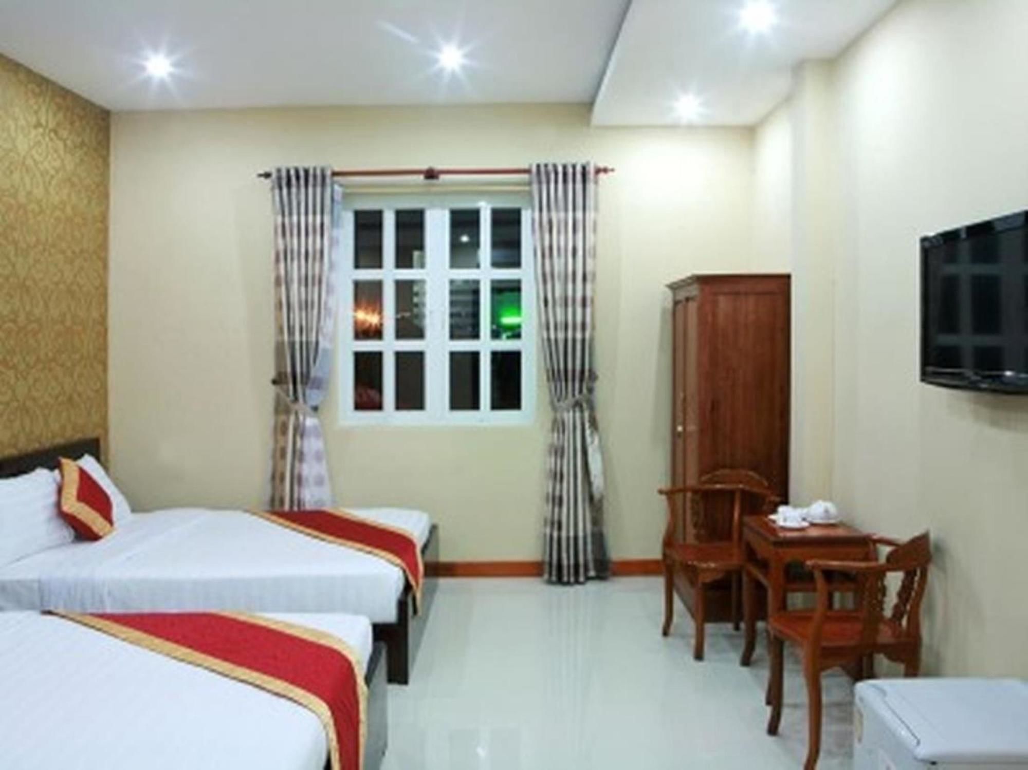 Sunflowers Hotel Airport Ho Chi Minh City Bagian luar foto