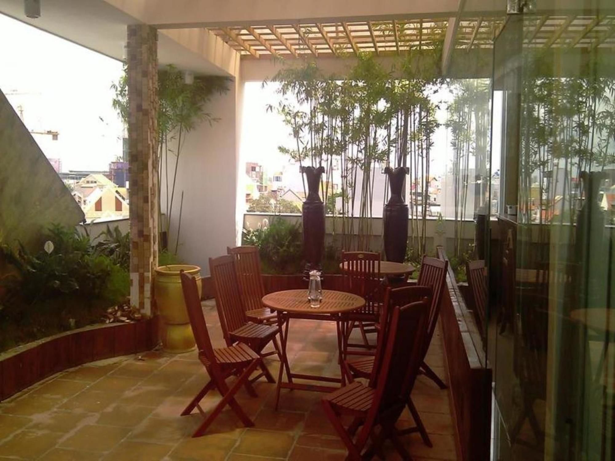 Sunflowers Hotel Airport Ho Chi Minh City Bagian luar foto